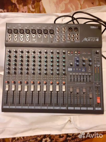 Микшерный пульт