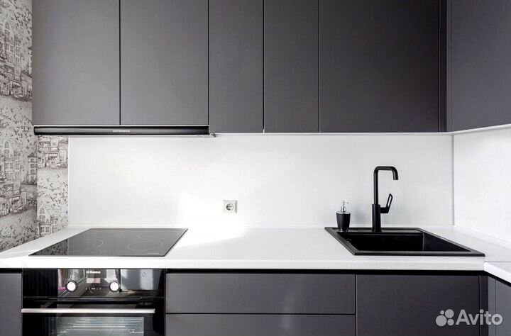 Кухня в потолок на заказ