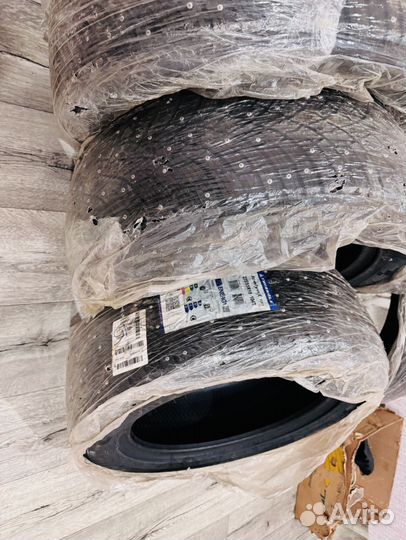 Triangle IcelynX TI501 235/55 R18