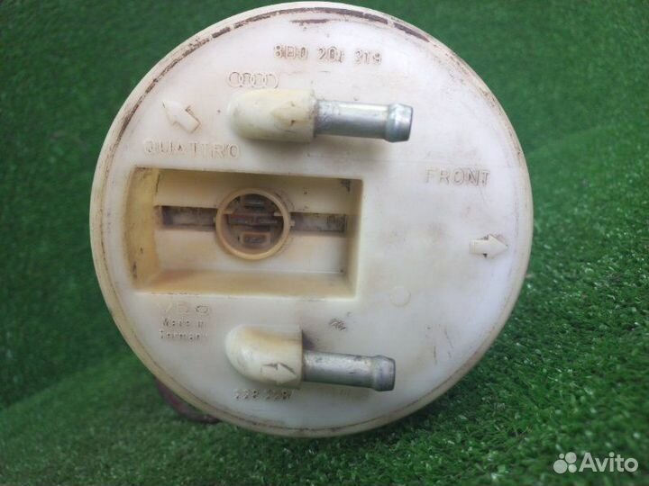 Топливный насос Audi A4 8D2