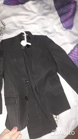 Костюм нарядный на мальчика 5-6лет