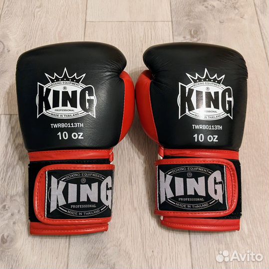 Боксерские перчатки King