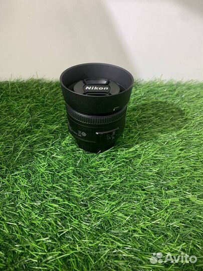 Объектив Nikon AF-S DX nikkor 35mm 1:1.8G