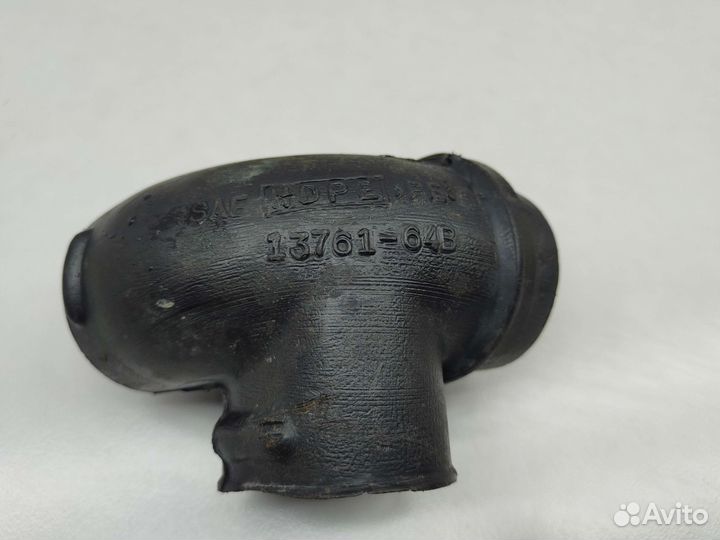 Патрубок воздухозаборника Suzuki Swift MA 1997 г.в