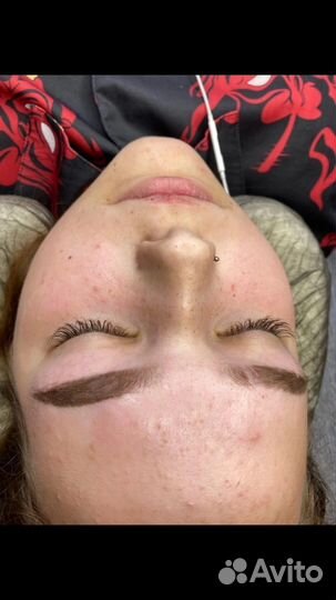 Модельна на наращивание ресниц