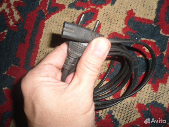Кабель питания(сетевой) под 220 в