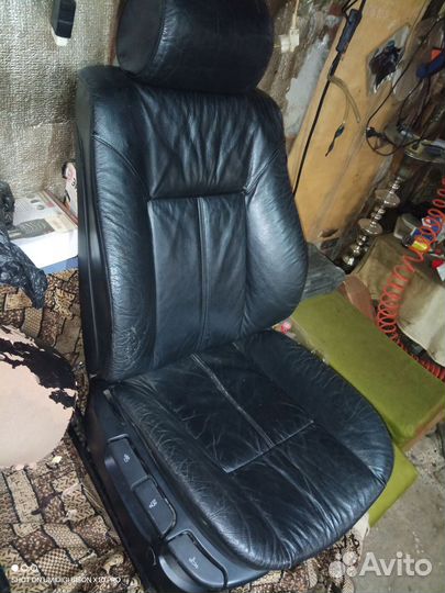 Сиденье переднее правое BMW