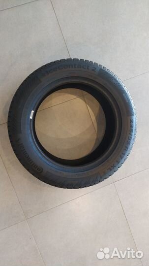 Continental ContiIceContact 4x4 235/55 R17 103T