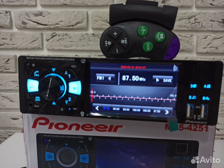 Магнитола Pioneer 4052 Экран+блютус