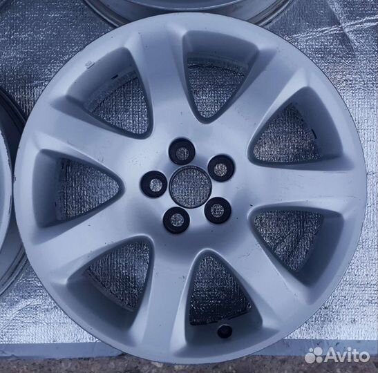 Диски r17 Toyota Avensis оригинал