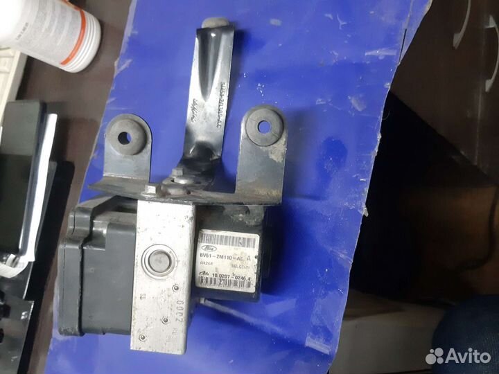 Блок ABS Форд Фокус 3