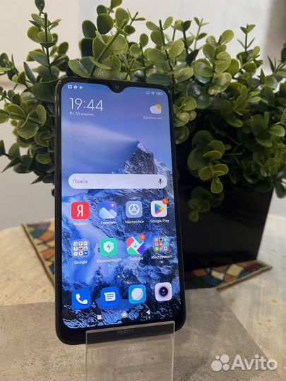 Xiaomi Redmi 8, 3/32 ГБ