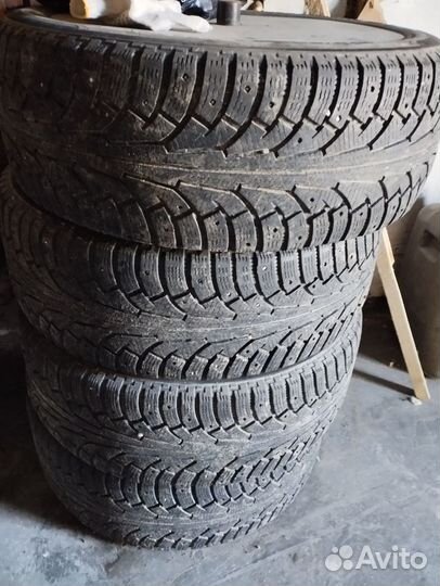 Nokian Tyres Hakka Black SUV 285/50 R20