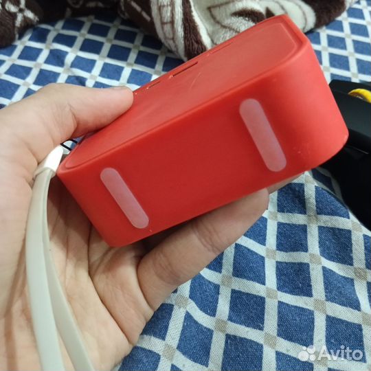 Блютуз колонка