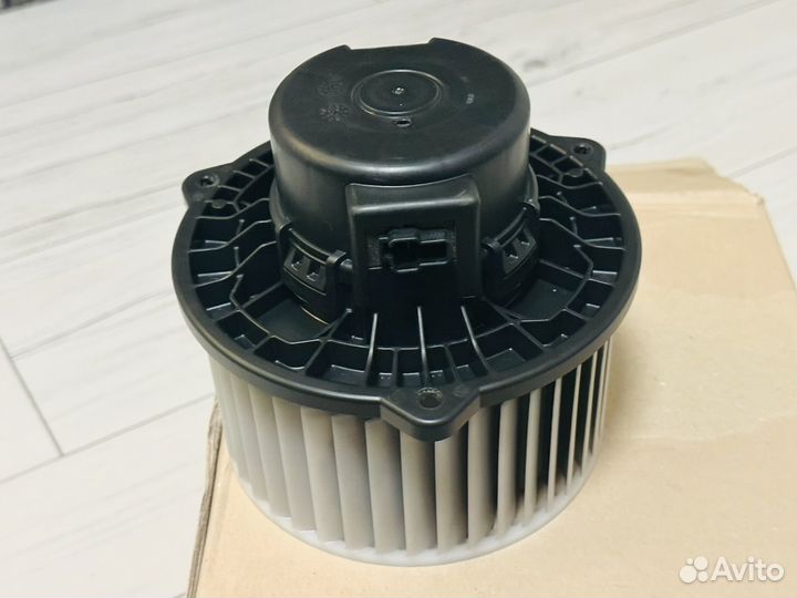 Моторчик отопителя kia cerato 4