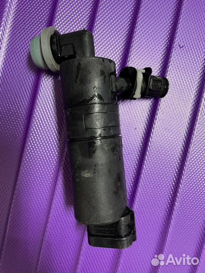 Насос для бачка омывателя Ниссан Тиида