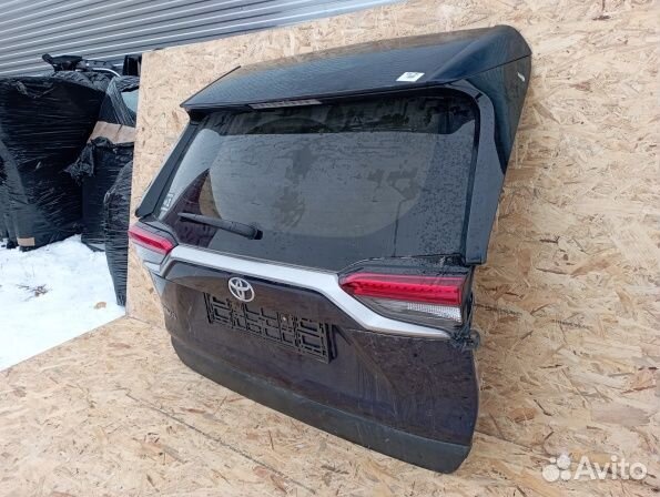 Крышка багажника Тойота рав 4 50