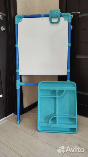 Мольберт для рисования (доска для рисования)