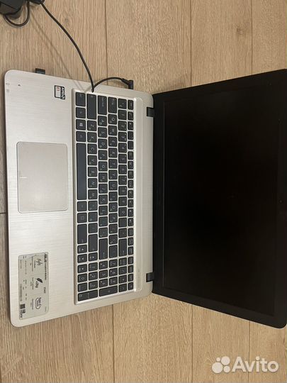 Ноутбук asus x540y