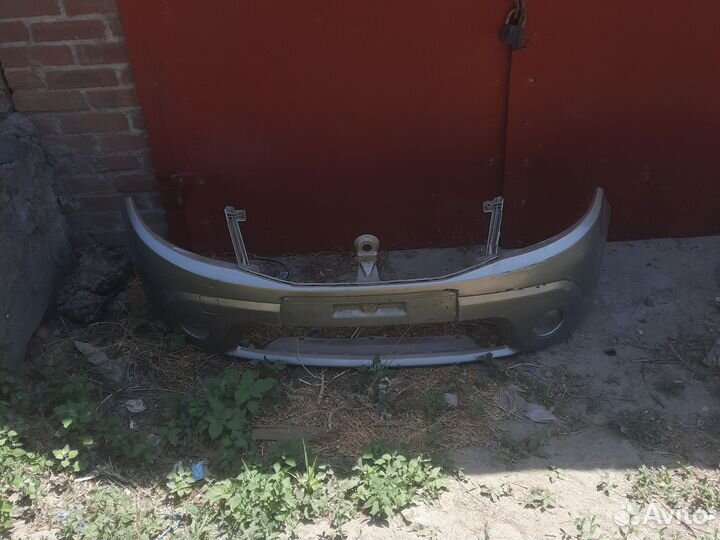 Бампер renault sandero 1