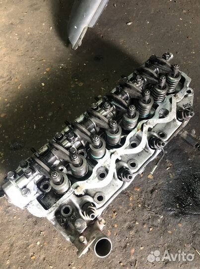 Головка блока цилиндров Паджеро 2 4d56
