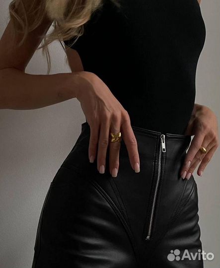 Кожаные брюки женские