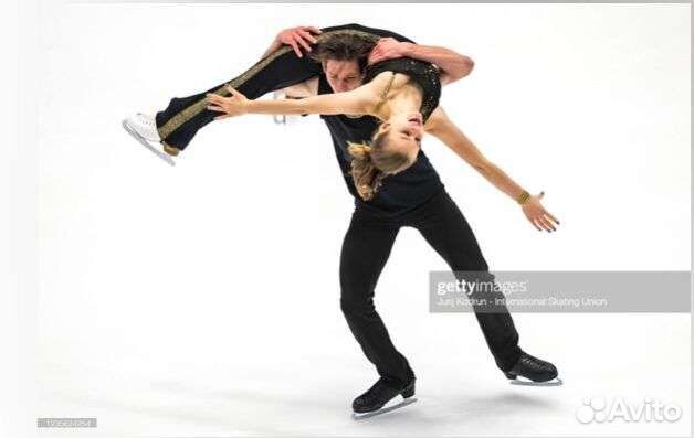 Тренер по фигурному катанию