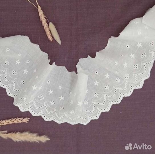 Кружево шитьë на батисте