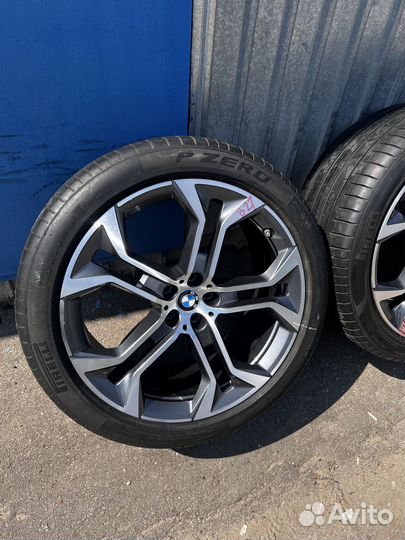 Комплект разношироких колёс Bmw X5 R21