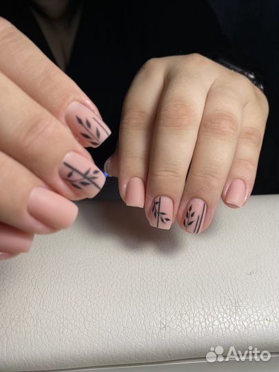 Мастер маникюра