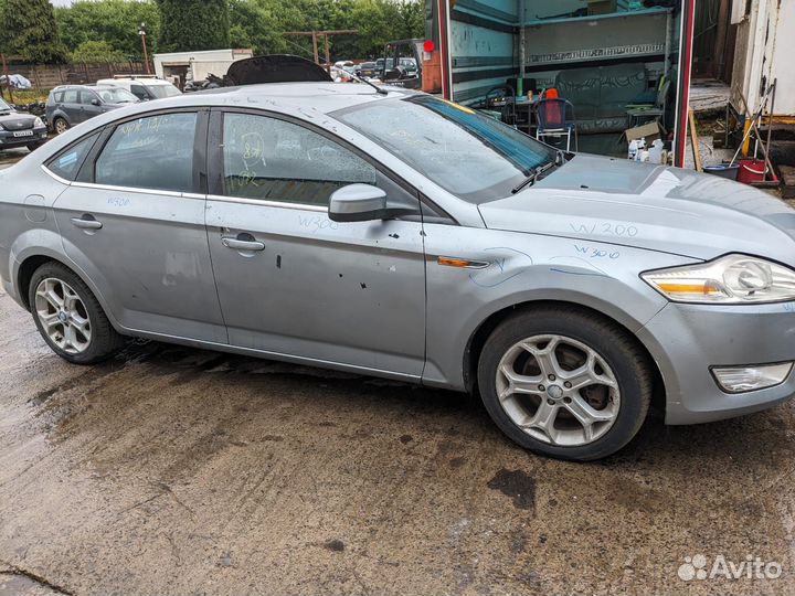 Панель приборов Ford Mondeo