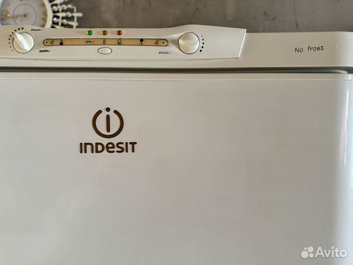 Холодильник двухкамерный большой