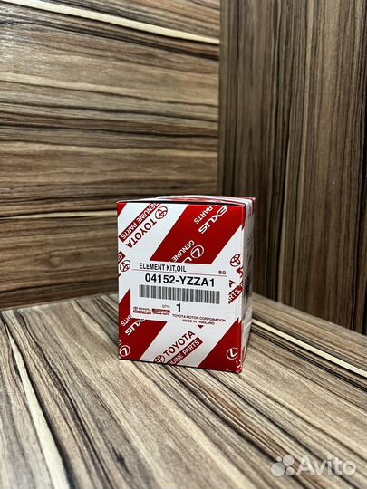 Масляный фильтр Toyota Lexus 04152-yzza1
