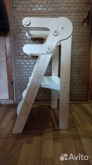 Башня помощника Монтессори