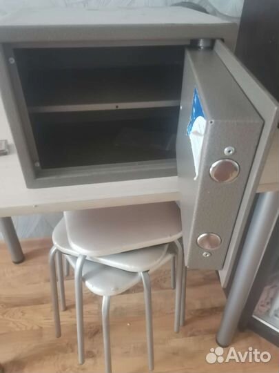 Оружейный сейф для пистолета