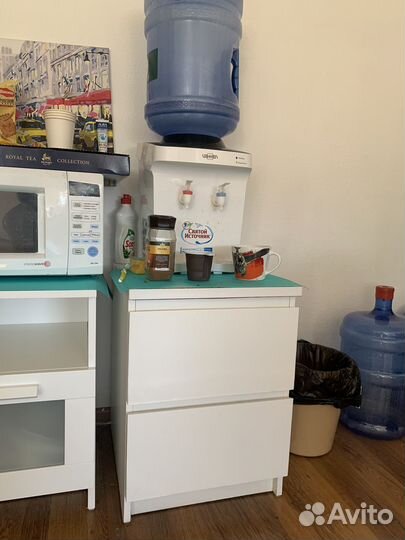 Тумба белая