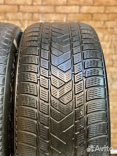 Pirelli Scorpion Winter 275/45 R21