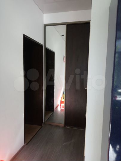 2-к. квартира, 61 м², 4/4 эт.