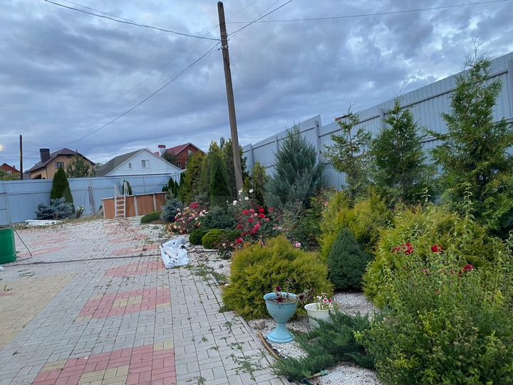 Дом 210 м² на участке 12,2 сот.