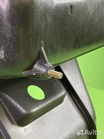 Подножка правая верхняя \DAF XF105 M3010909