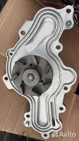 Помпа ford explorer 5