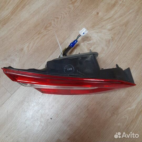 Фонарь внутренний левый Toyota Camry 70 2018-2021