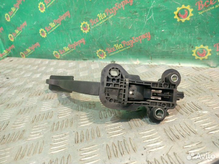 Педаль газа Mitsubishi Outlander 3