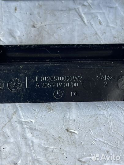 Заглушки салазок сиденья mercedes w213