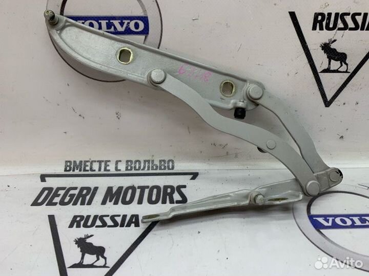 Петля капота передняя правая BMW 3 E46 41617028578