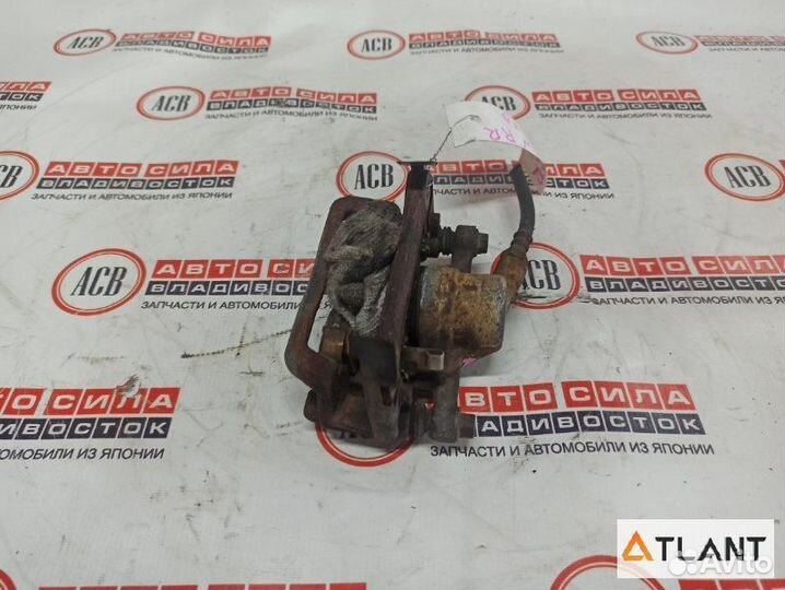 Суппорт задний правый mitsubishi delica