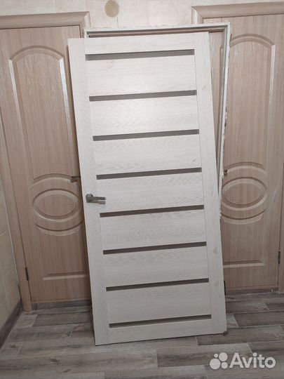 Межкомнатные двери бу 90х200