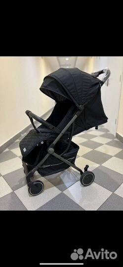 Коляска новая iris
