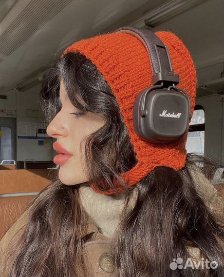 Чепчик женский