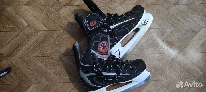 Хоккейные коньки 40 размер